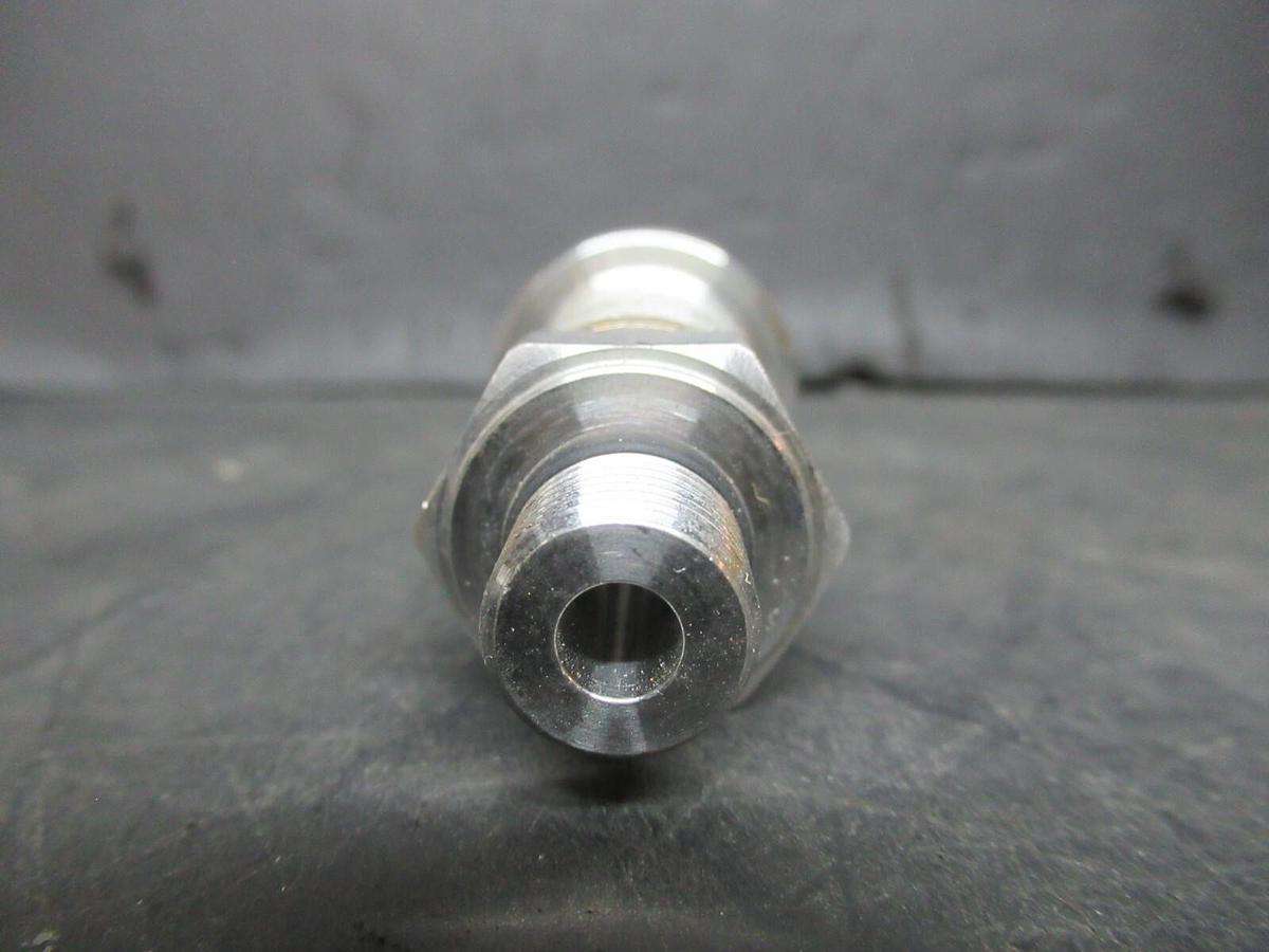 Used JOHNSON CONTROLS PENN P499REAT503 PRESSURE TRANSDUCER 300 PSIS 5.25 VDC
