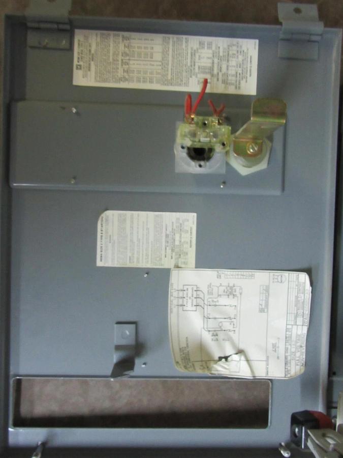 Used SQUARE D TWIN MCC FUSIBLE STARTER BUCKET 12" MODEL: 4 SIZE 1 W/ 8536-SDO1