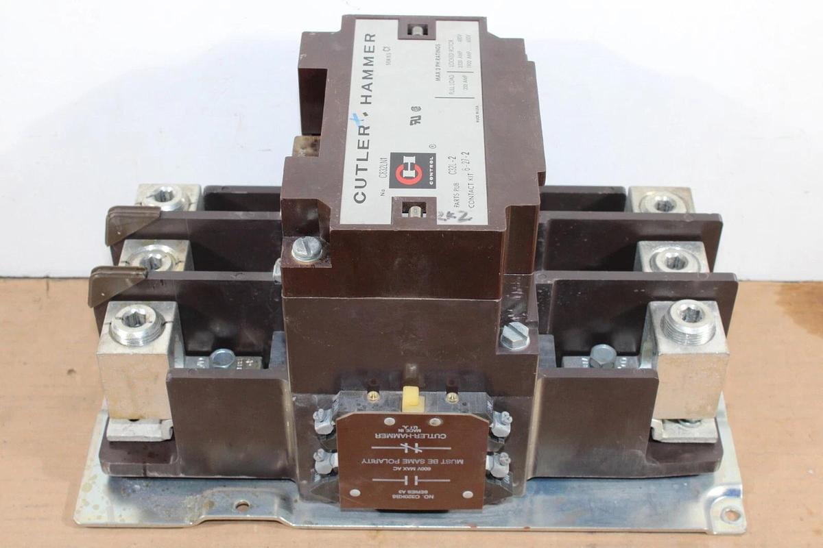 Used CUTLER HAMMER CONTACTOR C832LN1 350 AMP 600 VOLT 3-PHASE COIL: 120V **WARRANTY**