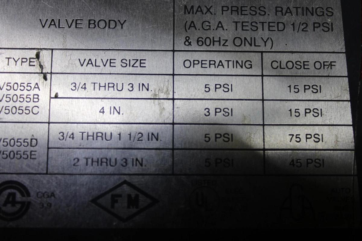 Used HONEYWELL ACTUATOR FLUID POWER GAS VALVE V4055-1098-3 110/120 VOLT 1.57 AMP