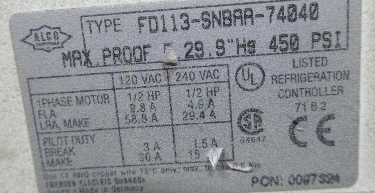 Used ALCO PRESSURE CONTROL GAUGE FD113-SNBA-000-74040 450 PSI 1/2 HP 9.8 AMP 240 VAC