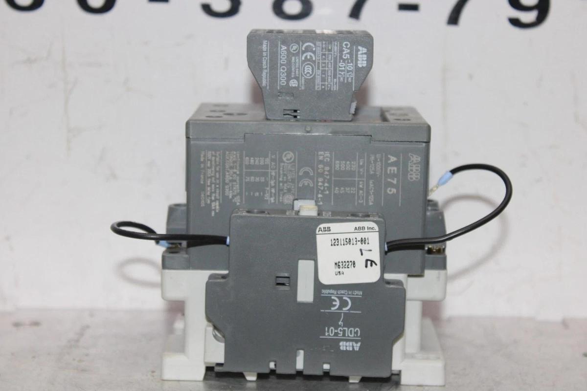Used ABB CONTACTOR AE75-30 600 VAC 105 AMP 75 HP 3-POLE 3-PHASE COIL: 24 VDC