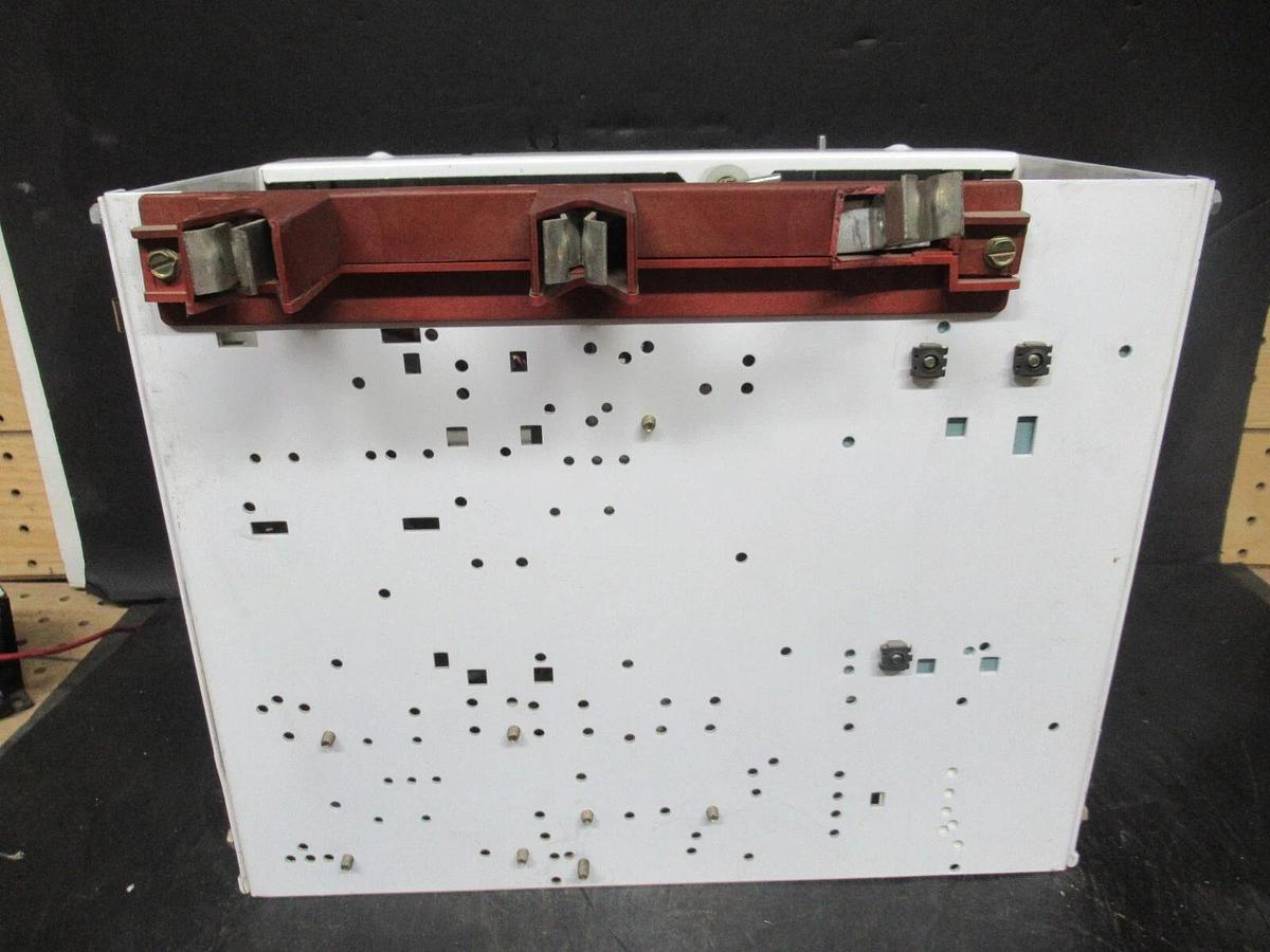 Used CUTLER HAMMER MOTOR STARTER CONTROL BUCKET MODEL: 2100 12" NEMA SIZE 1 15 AMP