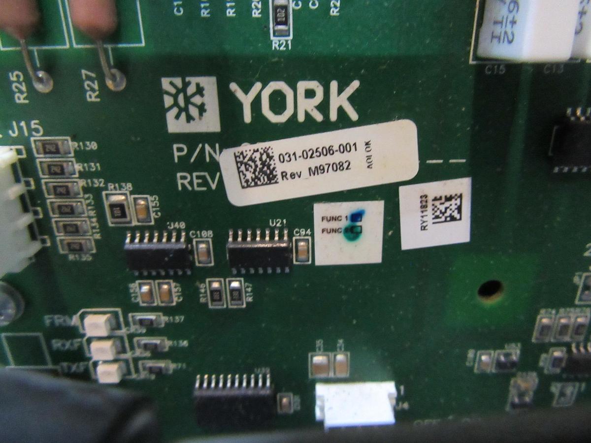Used YORK 351 HP VARIABLE SPEED CHILLER DRIVE 371-02289-101 TM 351T B6-46B COMPLETE 460 V 380 A