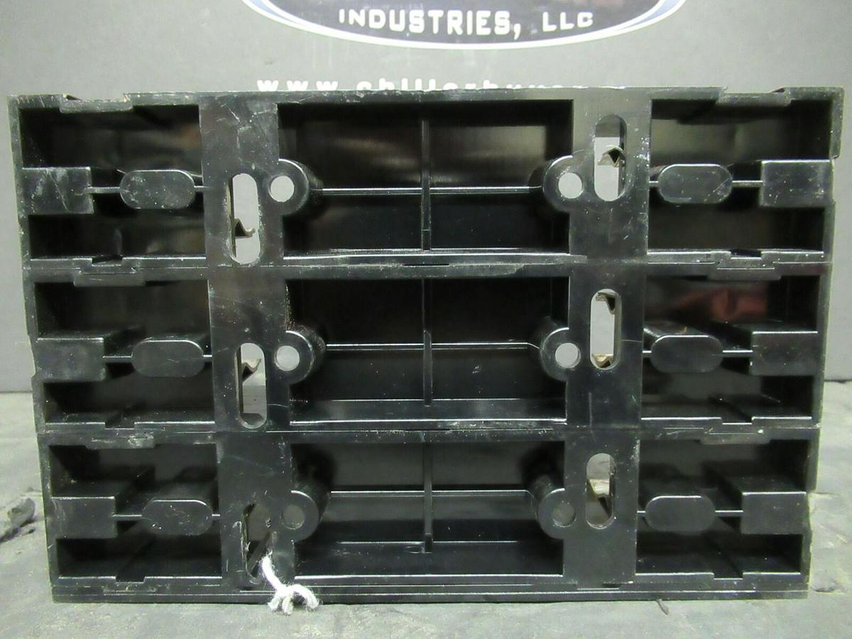 Used GOULD SHAWMUT FUSE HOLDER 60328R FOR 30 AMP 600 V FUSES