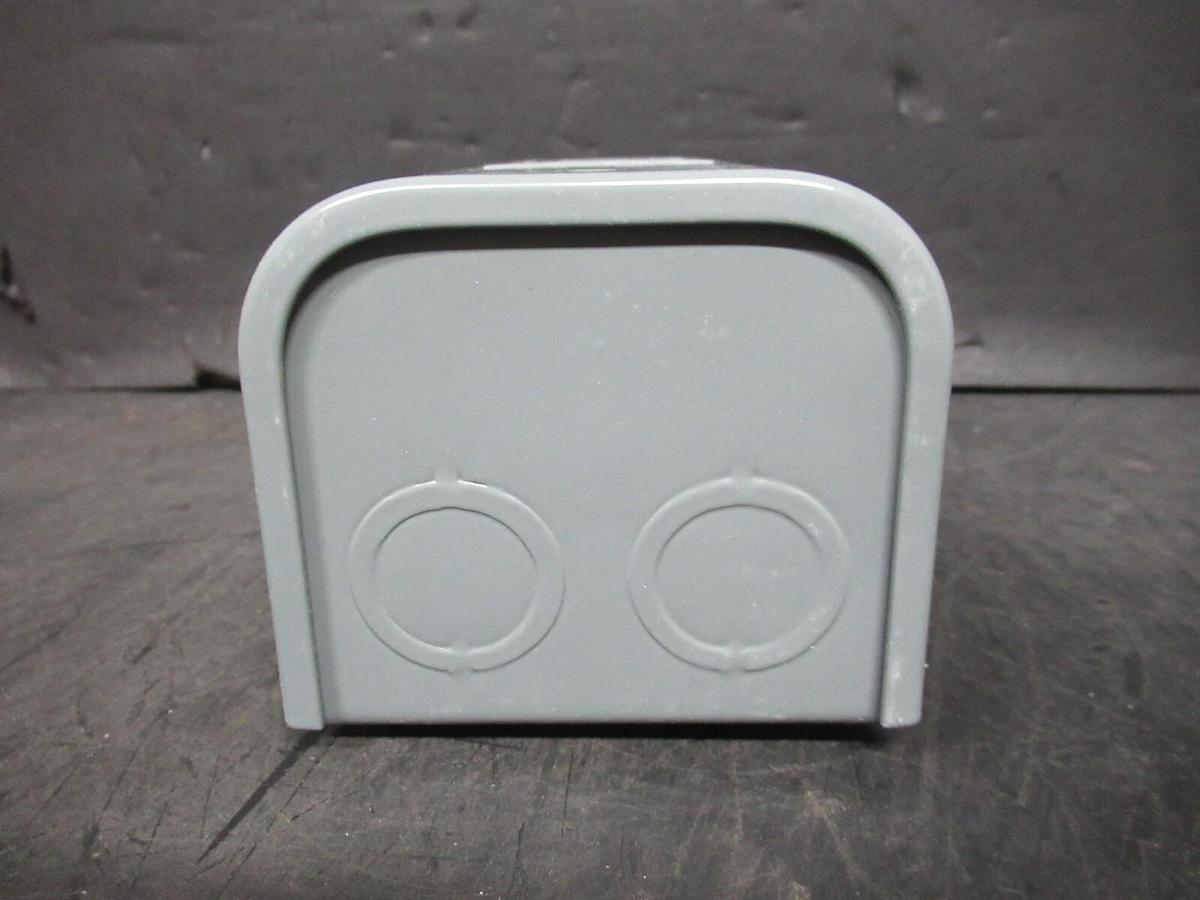 NEW SURPLUS SQUARE D UNIVERSAL ENCLOSURE 9991UE1 NEMA 1 **WARRANTY**