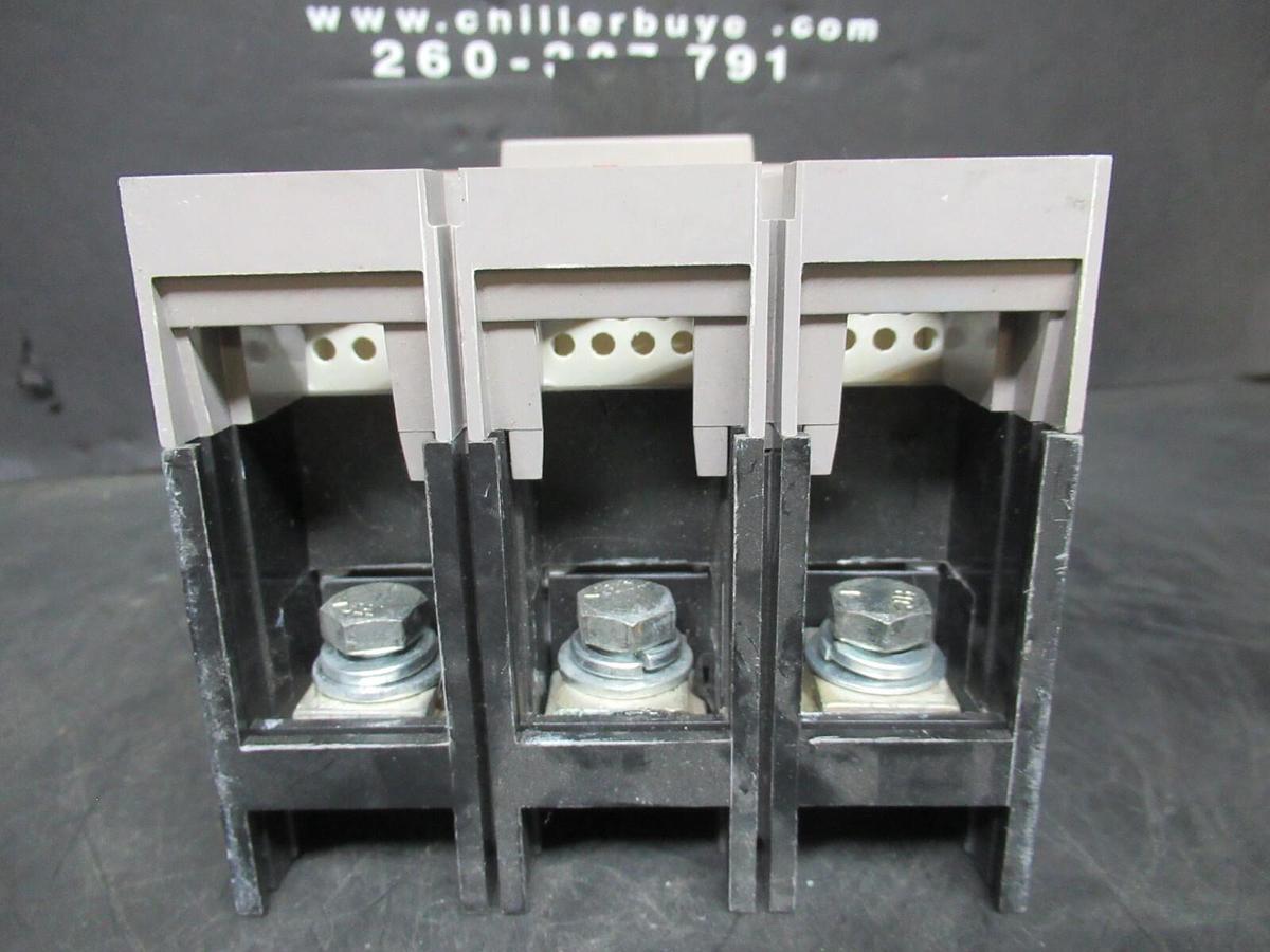 Used SIEMENS SENTRON BREAKER HFXD63B225 225 AMP 600 VAC 3-POLE TYPE: HFXD6