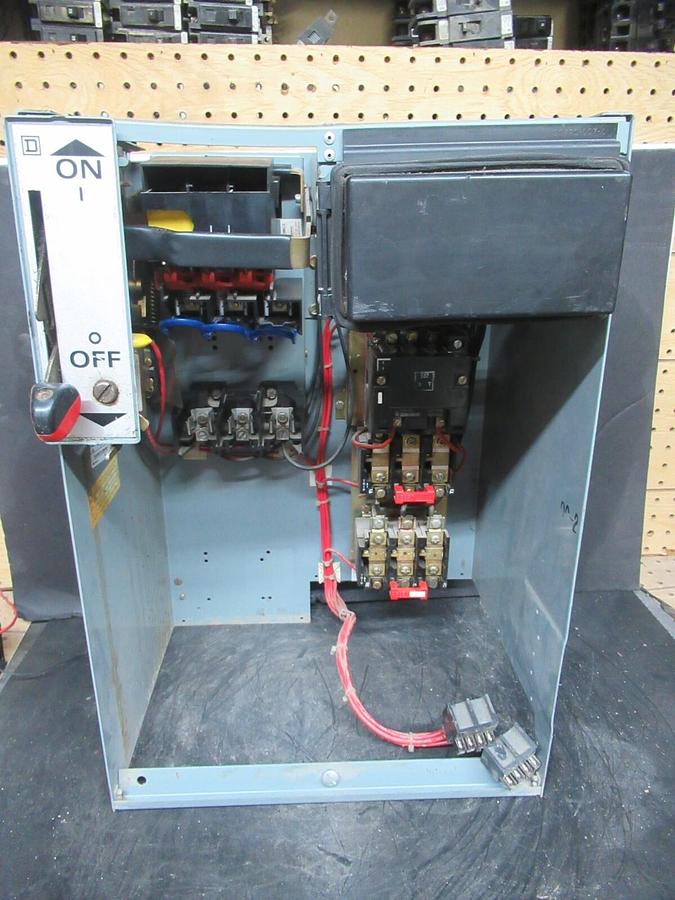 Used SQUARE D MCC MOTOR CONTROL STARTER 20" MODEL 5 W/ 8810SCO12 STARTER NEMA 1 10 HP