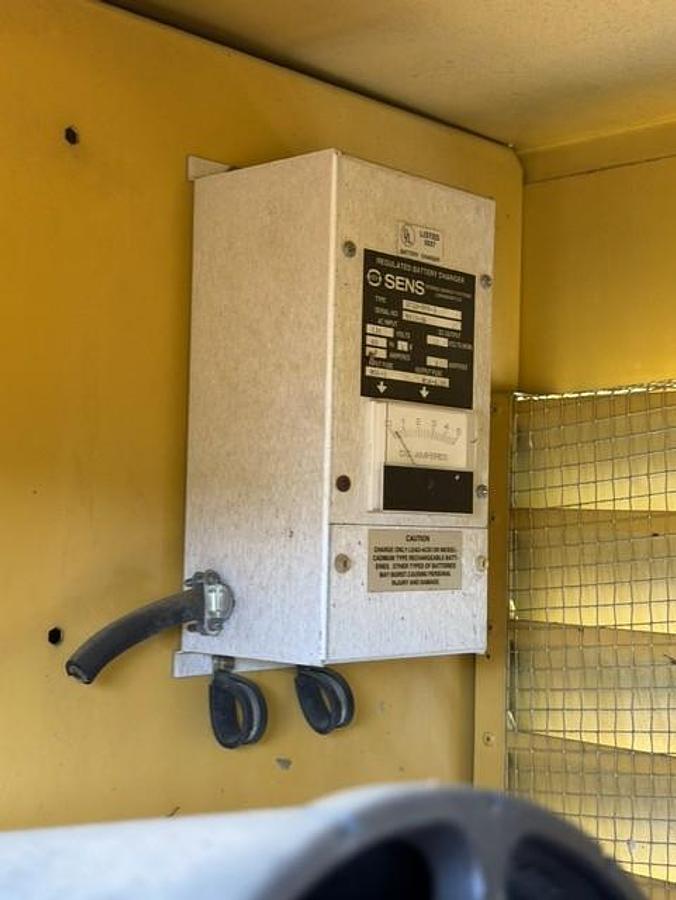 Used 30 KW DIESEL GENERATOR ELLIOTT 120/240V RE-CONNECTABLE SOUND ENCLOSED 866 HRS