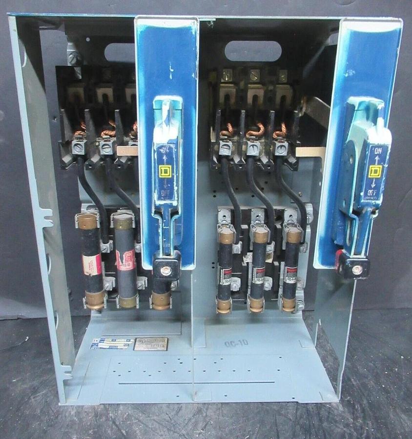 Used SQUARE D MCC MOTOR CONTROL DUAL FEEDER 17" MODEL 4 30/60 AMP FUSES