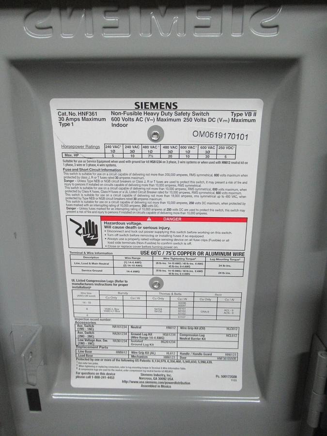 NEW IN BOX SIEMENS HEAVY DUTY FUSIBLE SAFETY SWITCH HNF361 600 VAC 30 AMP