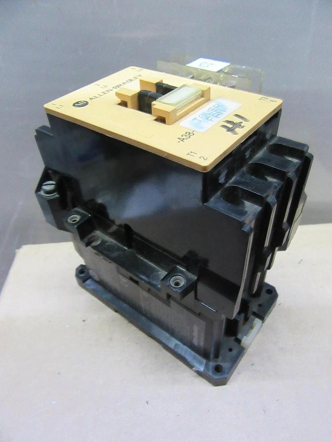 Used ALLEN BRADLEY CONTACTOR 100-A38N*3 600 VOLT 38 AMP 30 HP COIL: 110/120 VOLT