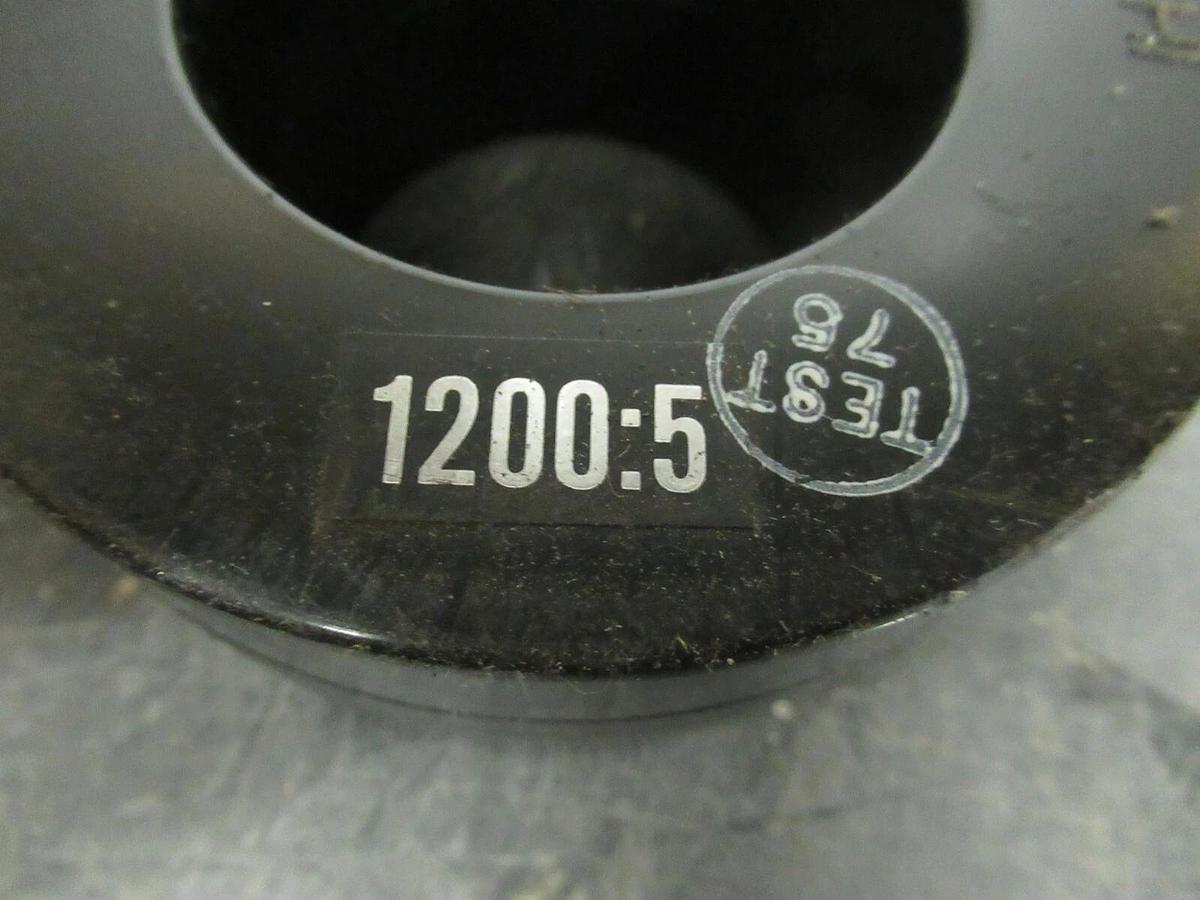 Used INSTRUMENT TRANSFORMERS CT CAT: 180 RL-122 1200:5 A RF 1.33 50-400 HZ 600 VOLTS