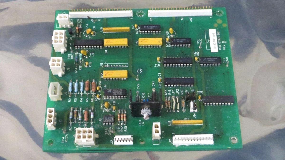 Used YORK CONTROL I/O EXPANSION CIRCUIT BOARD MODEL 031-01301-001 REV B