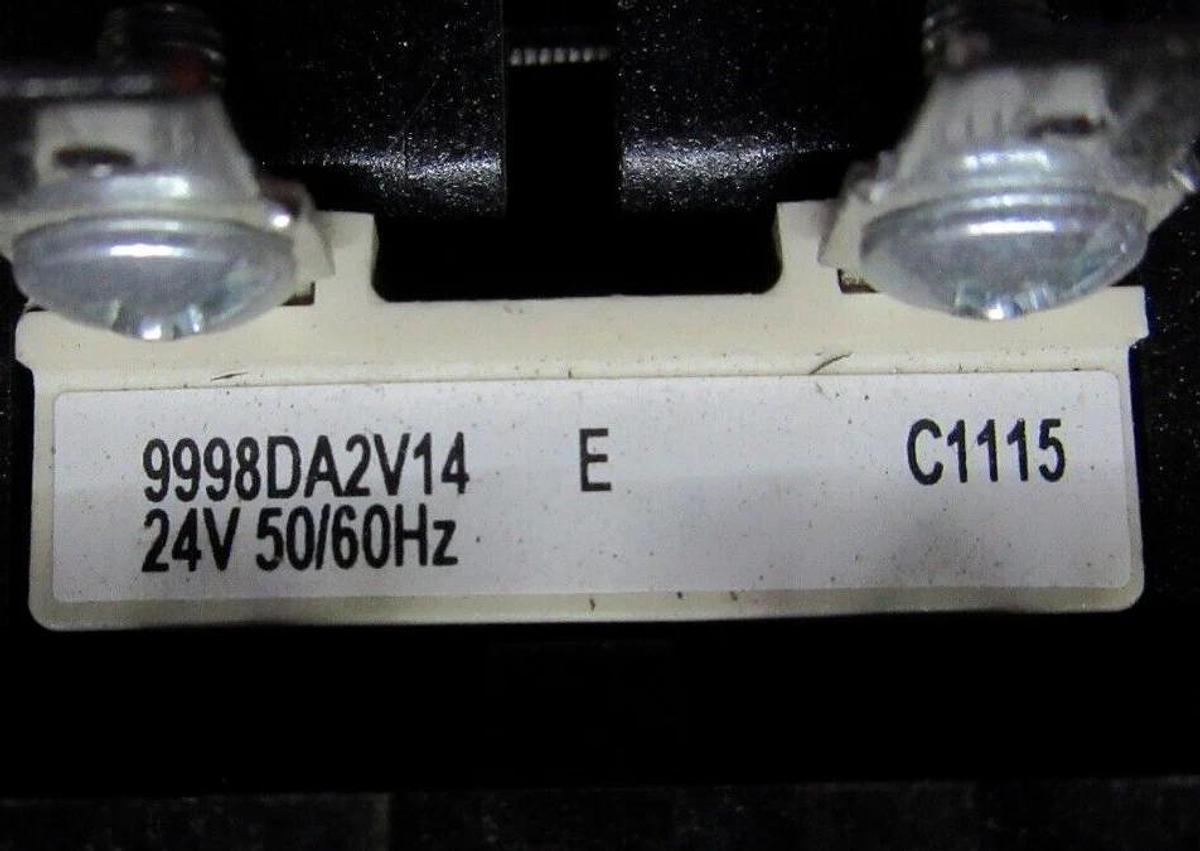 Used SQUARE D CONTACTOR 8910DPA53 50 AMP 600 VAC 30 HP 3-POLE 3-PHASE COIL: 24 VOLT