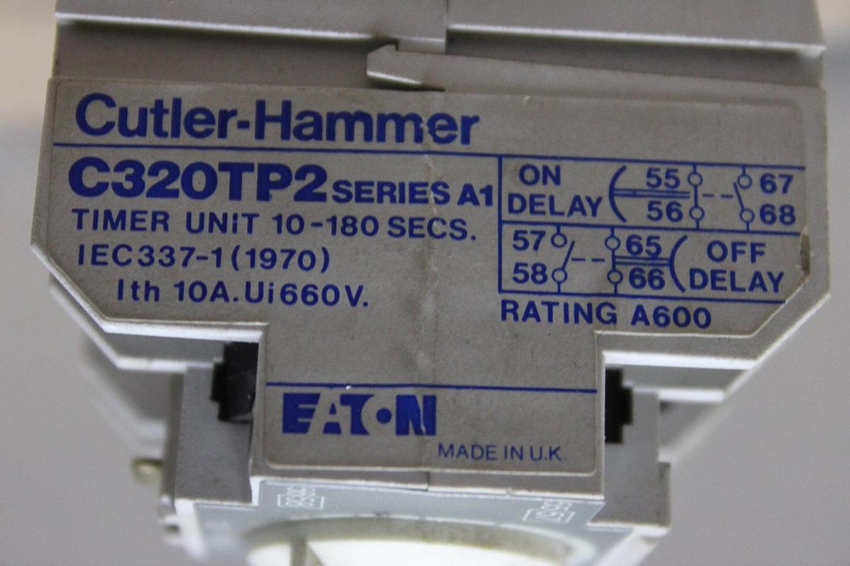 Used EATON TIME DELAY RELAY C320TM3000 120 VAC 350 VA 300-3000 SECOND DELAY
