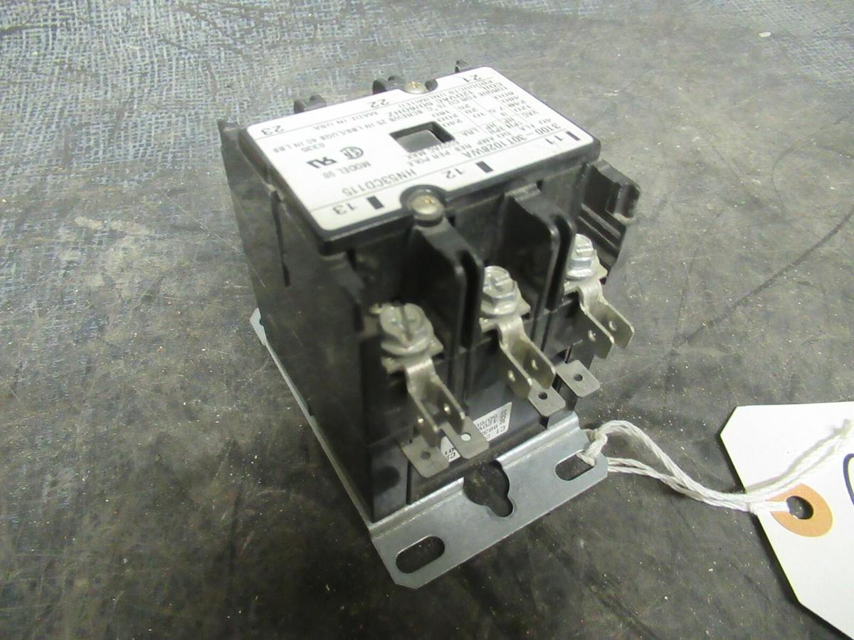 Used (1) HN53CD115 CONTACTOR 40 AMP 600V 3 PH 120V COIL CARRIER / PRODUCTS UNLIMITED