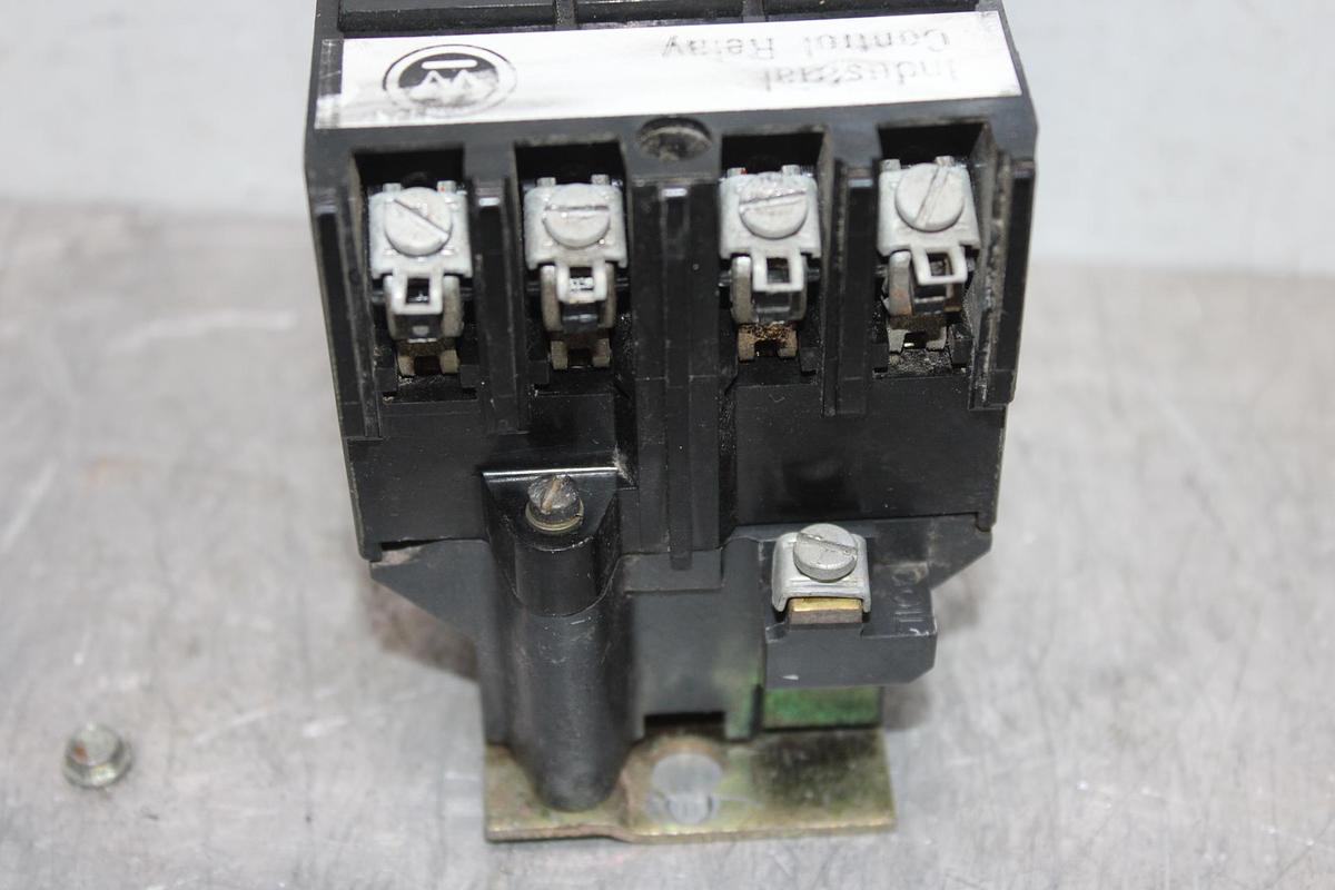 Used WESTINGHOUSE INDUSTRIAL CONTROL RELAY AR4A 10 AMP 600 VAC