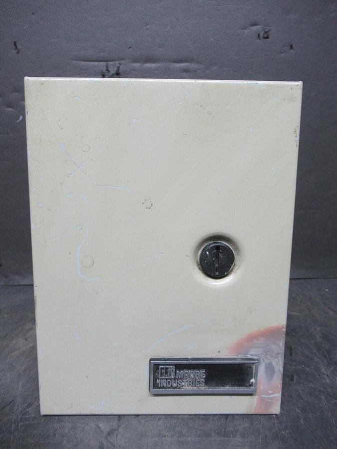 Used HOFFMAN ENCLOSURE A-HE8X6X4 W/ MOORE ASM/2X4-20MA/Z4-20MA/24AC ADDER SUBTRACTOR