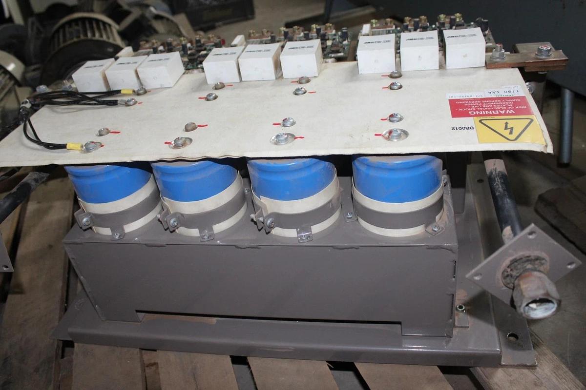 Used YORK LIQUID CHILLER IGBT DRIVE VSD 371-04192-101 **WARRANTY INCLUDED**