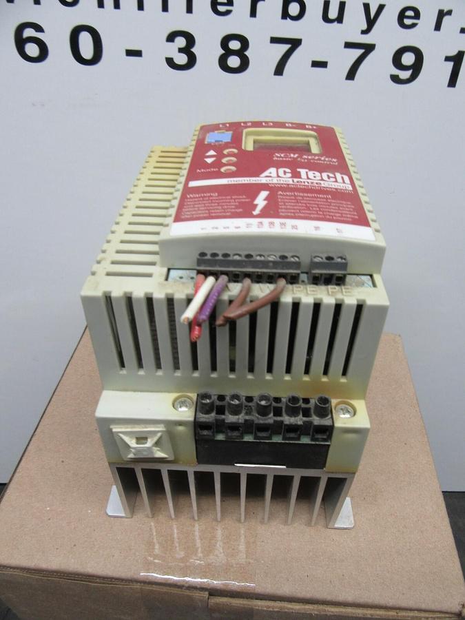 Used LENZE AC TECH VARIABLE AC DRIVE SM430 SCM I/O CONTROL 480 VOLT 3 HP 2.2 KW