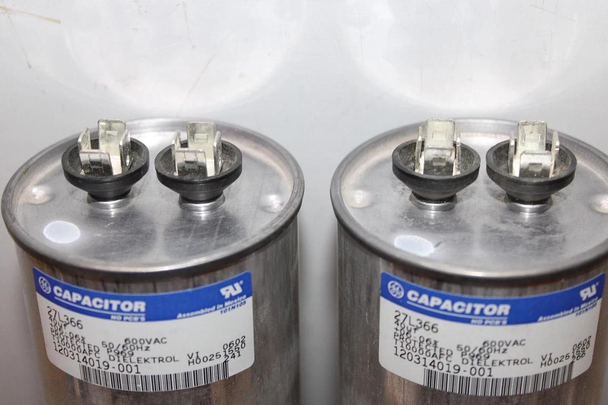 Used LOT OF 2 GE DIELEKTROL VI CAPACITOR 27L366 120314019-001 40 uF 600 VAC 50/60 HZ