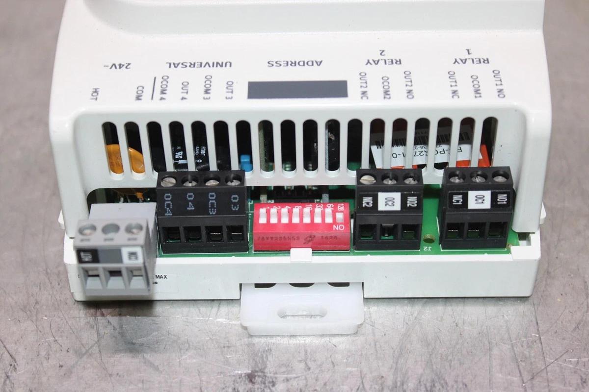 Used JOHNSON CONTROLS PCX UNIVERSAL CONTROLLER PCX2711 FX-PCX2711-0 REV. U PCG-5