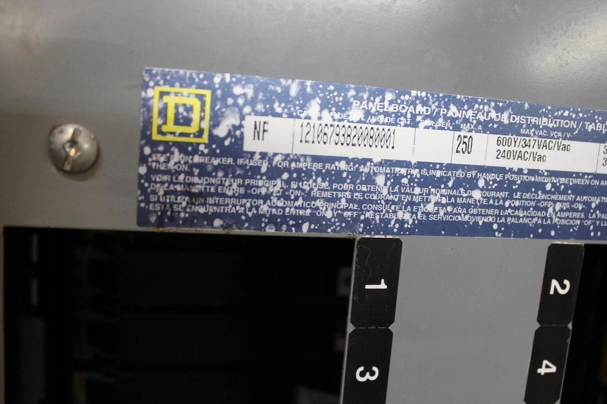 Used SQUARE D TYPE 1 NF MLO SERVICE PANEL 12106793820080001 250 AMP 42-SLOT 600V