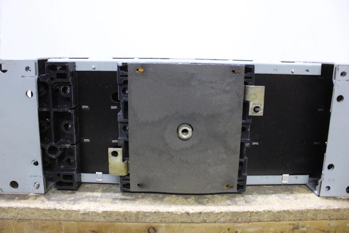 Used ITE VACU-BREAK DISCONNECT SWITCH V7E3623 60/100 AMP 600 VAC 3-POLE 3-PHASE