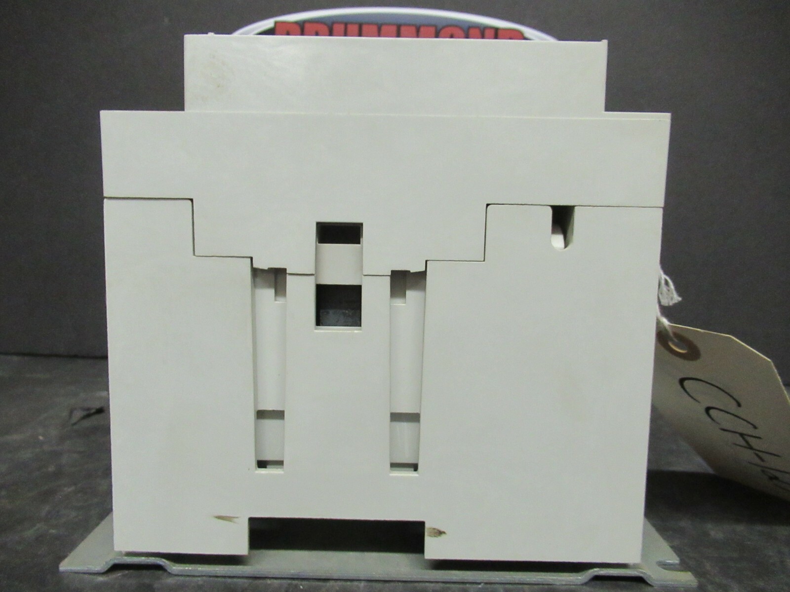 Used 135 AMP CUTLER HAMMER NEMA: 4 CONTACTOR W+201K4CN MODEL: P COIL: 120 VAC 100 HP