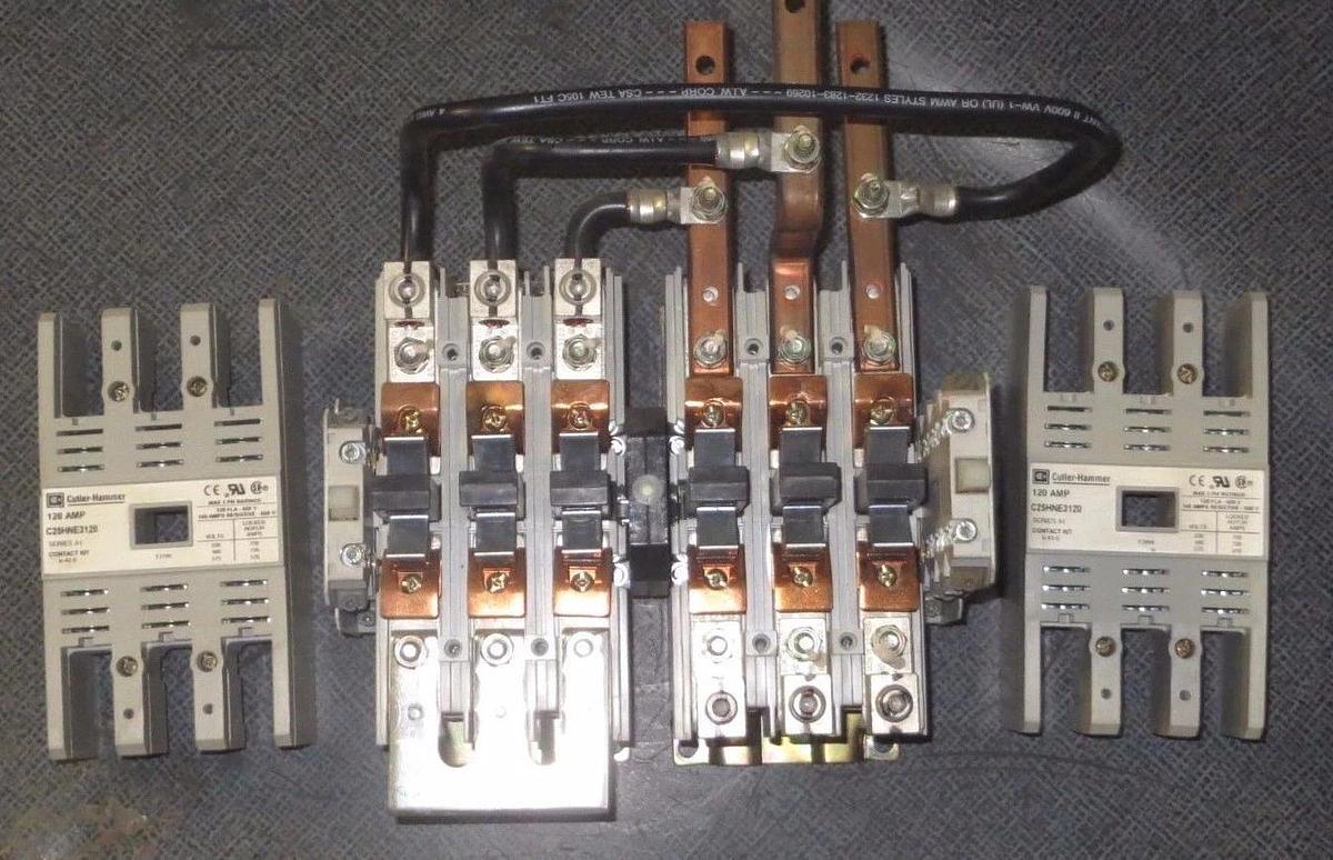 Used CUTLER HAMMER REVERSING CONTACTOR SET - 120 AMP 600 V 120V COILS # C25HNE3120