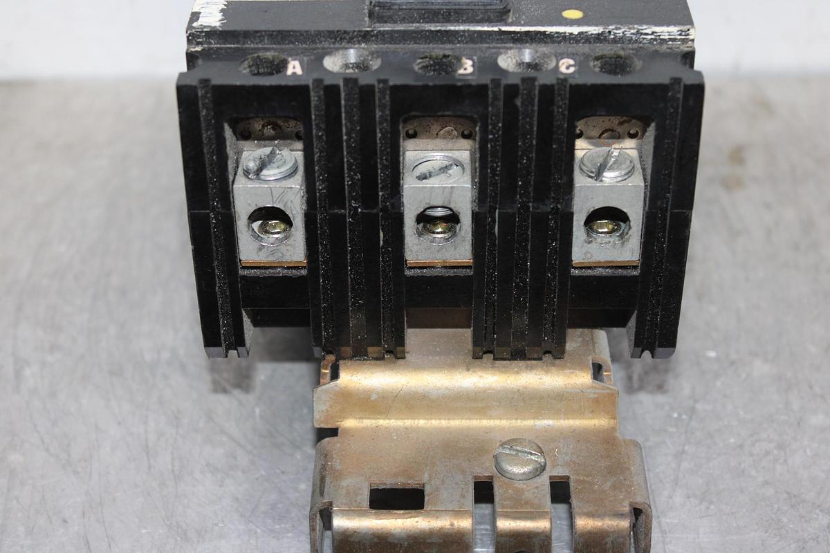 Used SQUARE D I-LINE CIRCUIT BREAKER FA34100 100 AMP 480 VOLT 3-POLE
