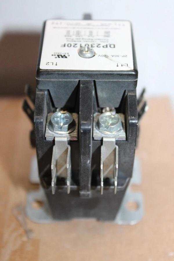 Used LOT OF 2 INTERNATIONAL REFRIDGERATION PRODUCTS CONTACTOR DP230120F 600V 30A