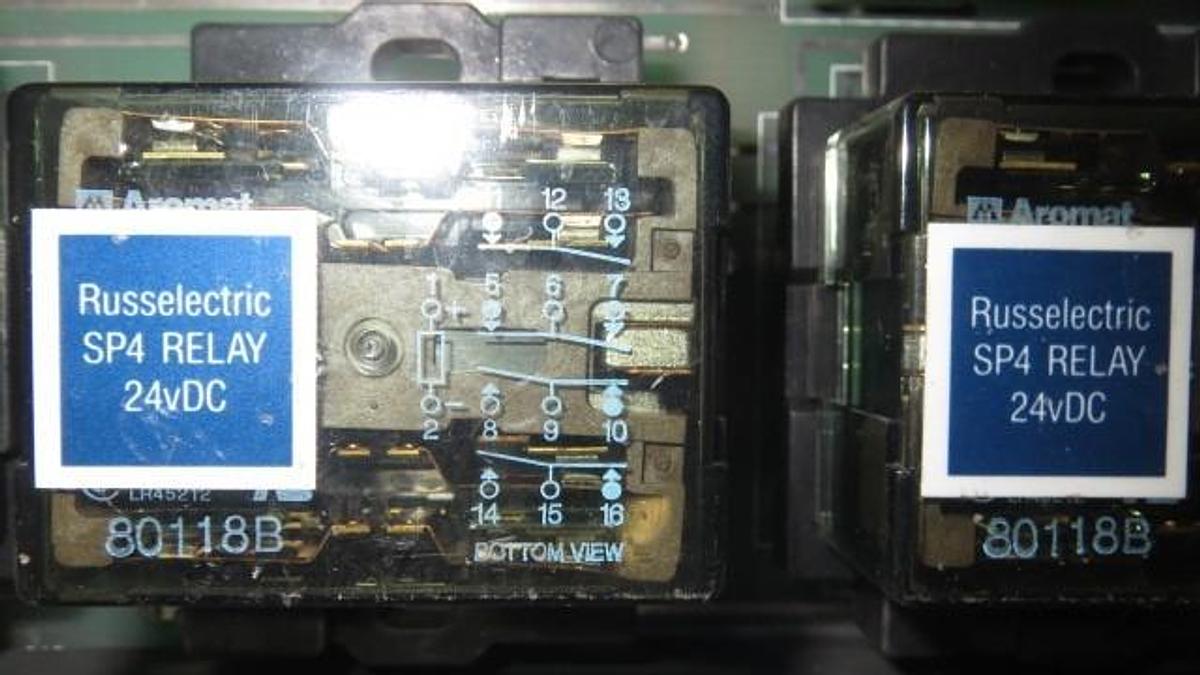 Used RUSS ELECTRIC RUSSELECTRIC INC ENGINE START TIME DELAY MODULE # 1700-0450 REV 1