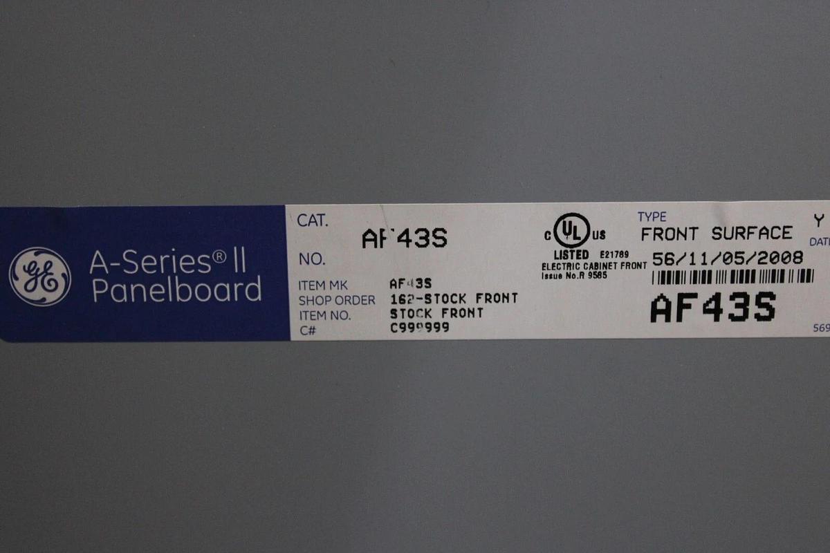 Used GENERAL ELECTRIC SERVICE PANELBOARD AB43B 225 AMP 208Y/120V 3-PHASE NEMA 1