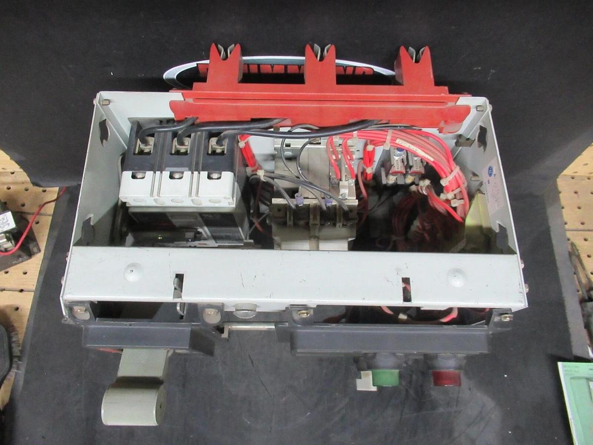 Used CUTLER HAMMER MOTOR CONTROL BUCKET 12" NEMA SIZE 1 STARTER 600 V 7 AMP BREAKER