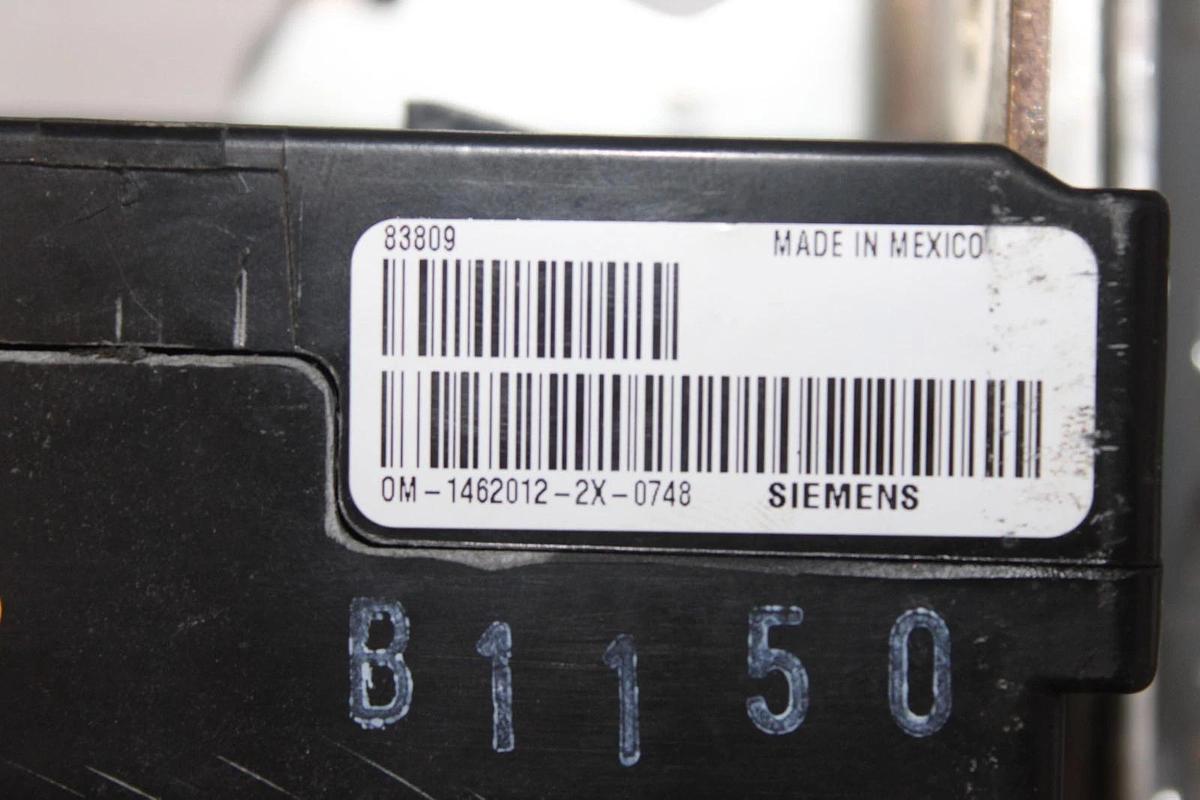 Used SIEMENS ADJUSTABLE OVERLOAD RELAY OM-1462012-2X-0748 77476A00 200 AMP
