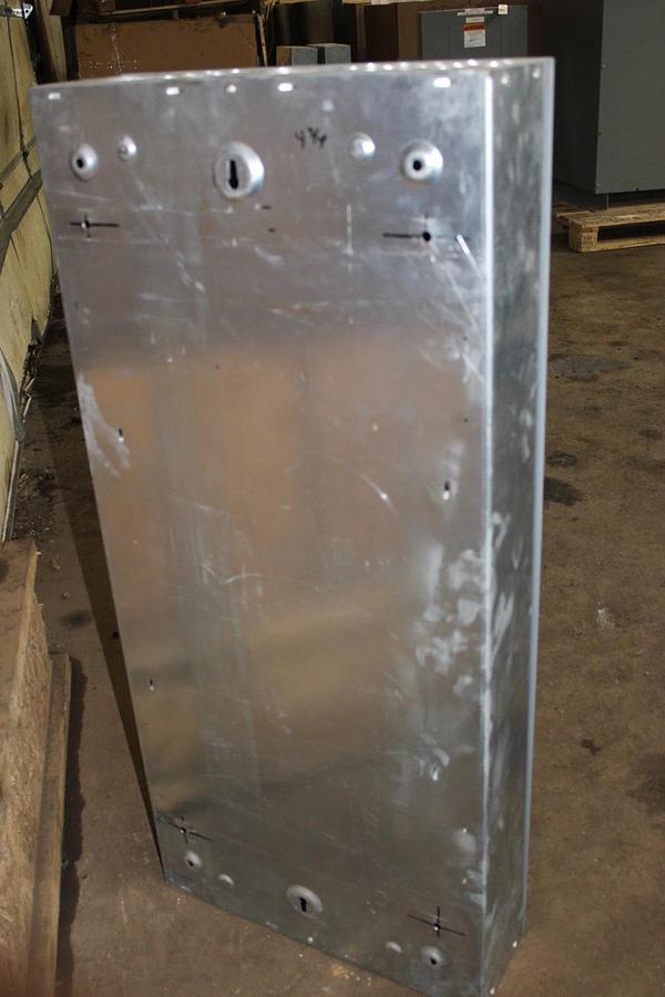 Used SQUARE D TYPE 1 NF MLO SERVICE PANEL 12106793820080001 250 AMP 42-SLOT 600V