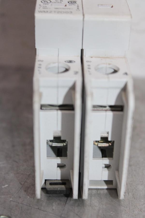 Used EATON CIRCUIT BREAKER WMZT2D03 2-POLE 3 AMP 277/480 VAC AM47E