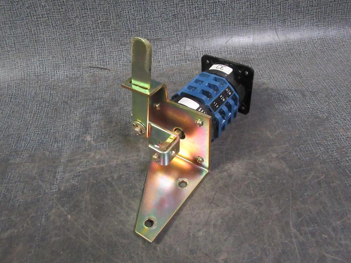 Used KRAUS / NAIMER DRUM SWITCH AND BRACKET 5HP 3PH 10A A11 C21287 **WARRANTY**