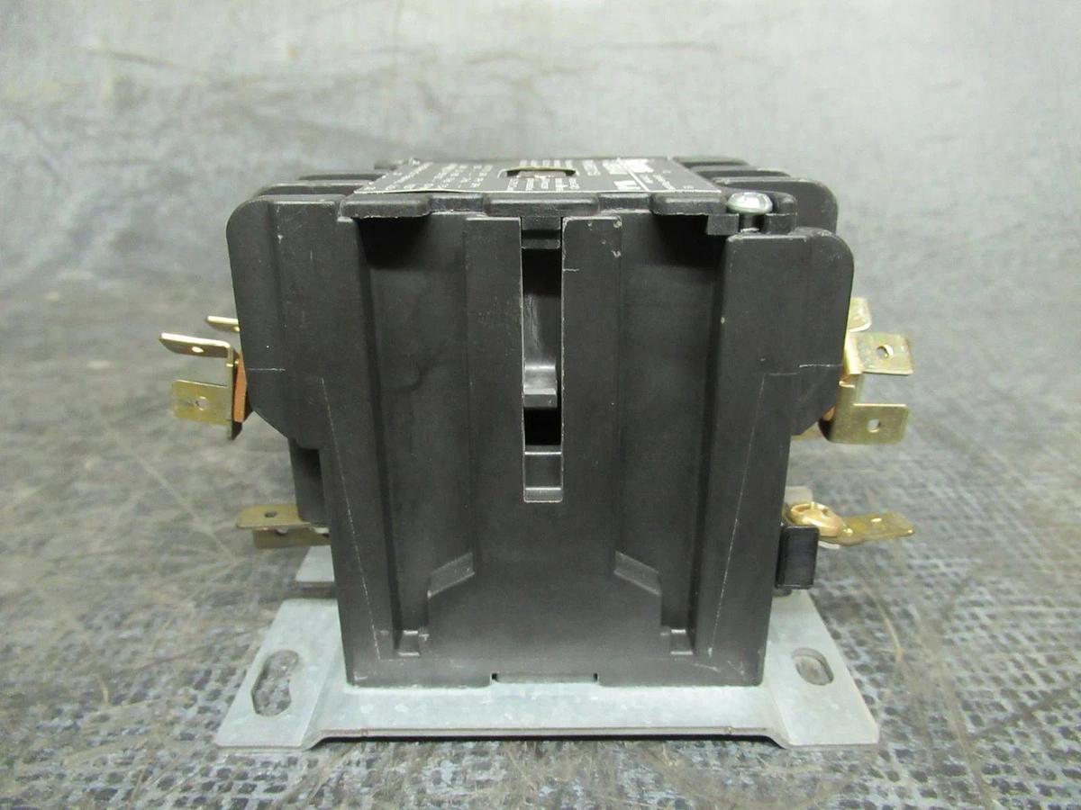 Used FURNAS CONTACTOR 42BF35AFAJ0 HN53CC115J 30 AMP 600 VAC 10 HP 3 POLE COIL: 120V