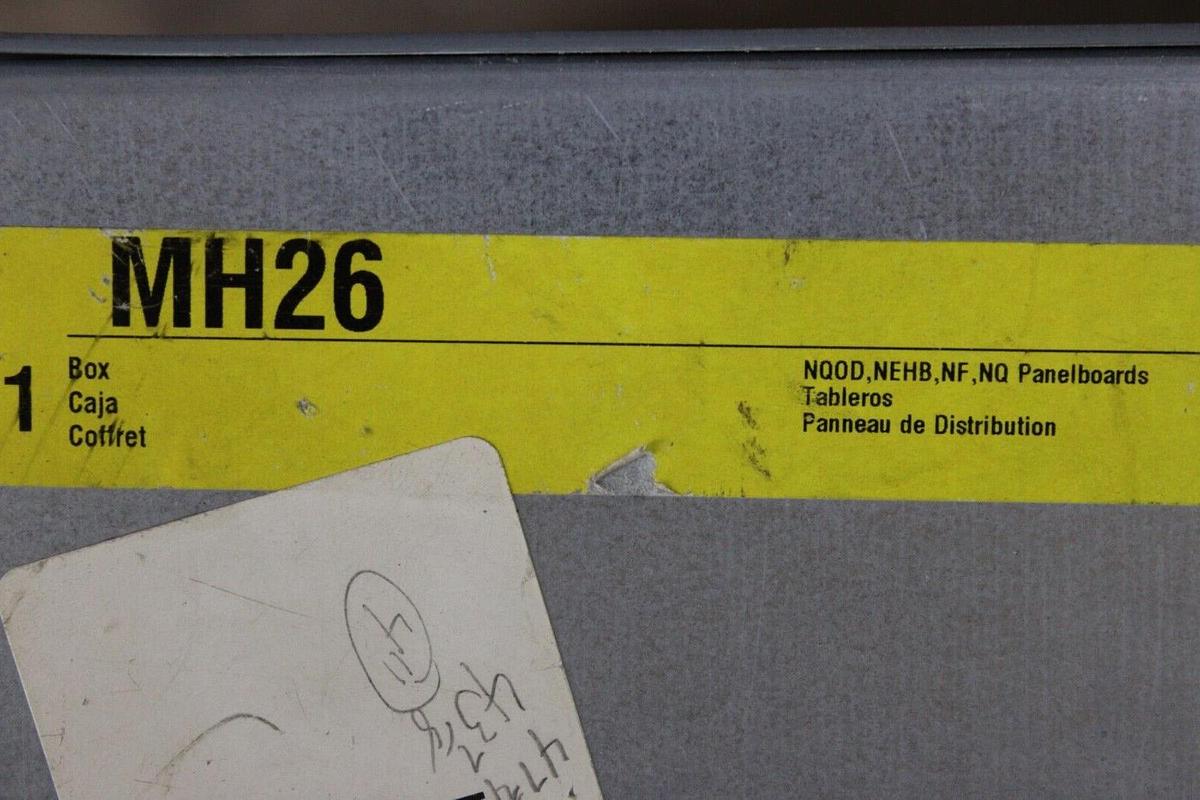 Used SQUARE D NQ SERVICE PANELBOARD MH26 NC26S 100A 240 VAC 3-PHASE