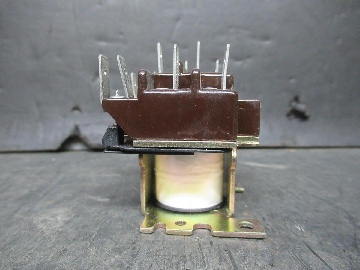 Used IRP GENERAL USE RELAY 90341 120 VAC 3/4 HP 15 AMP COIL: 120 VAC **WARRANTY**