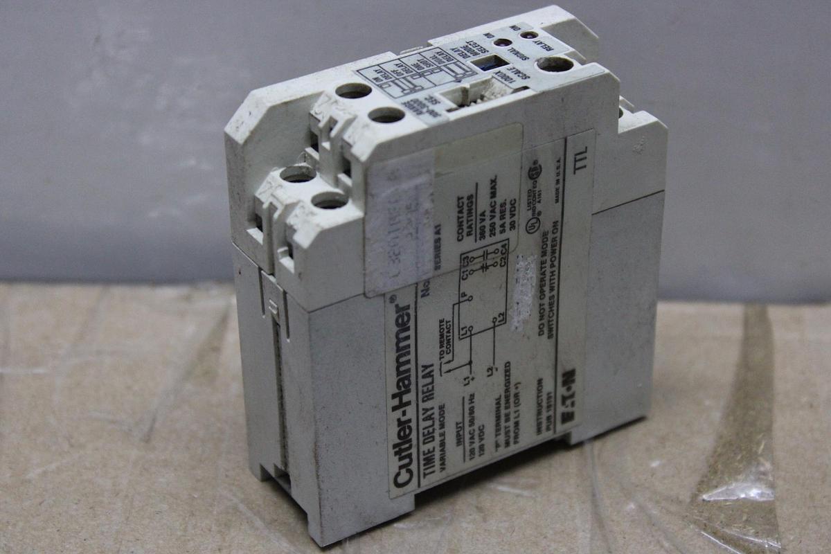 Used SAFTRONICS FP5 SPEED DRIVE DIGITAL CONTROLLER / OPERATOR JVOP-13OP JV0P-130P