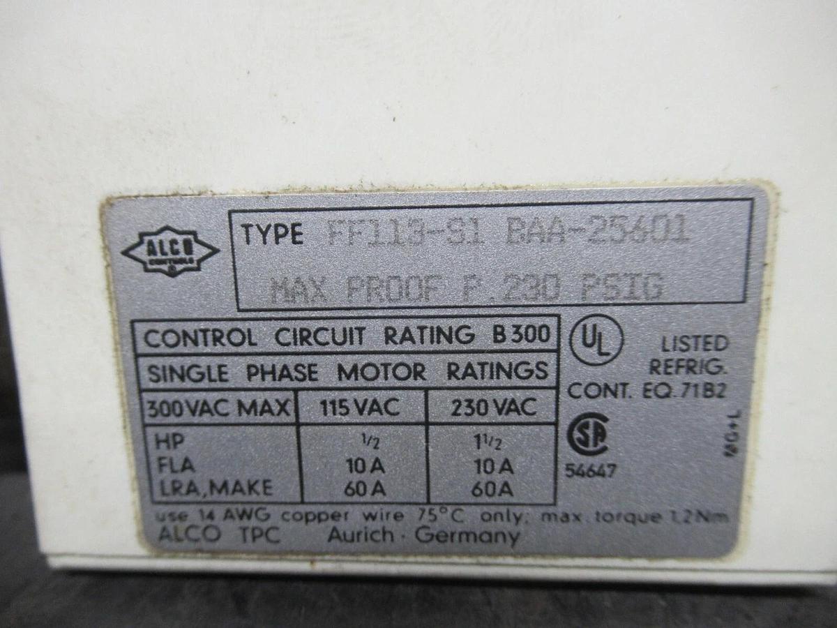 Used TRANE / ALCO PRESSURE CONTROL GAUGE X13200-256-01 / FF113-S1-BAA-25601