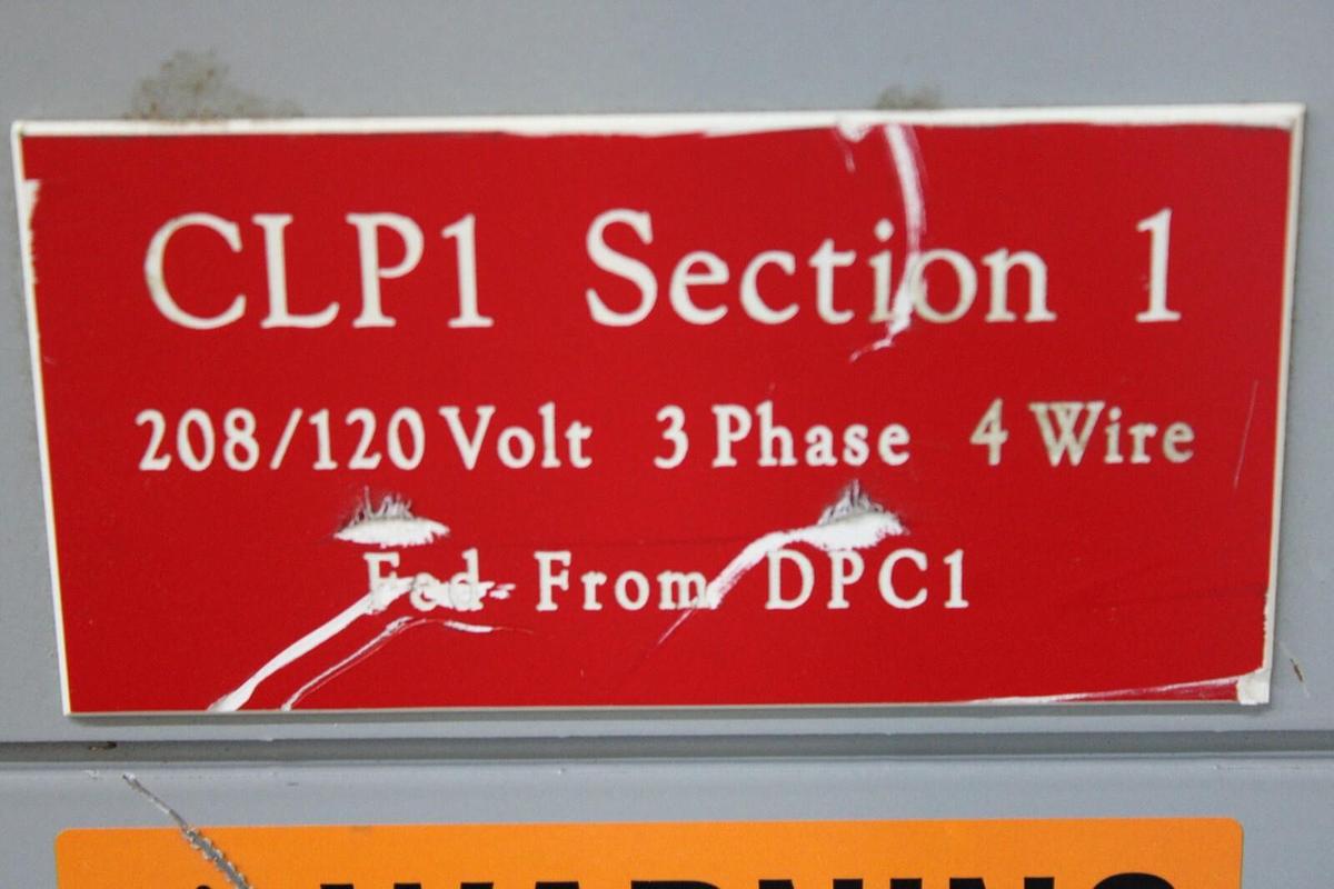 Used GENERAL ELECTRIC SERVICE PANELBOARD AB43B 225 AMP 208Y/120V 3-PHASE NEMA 1