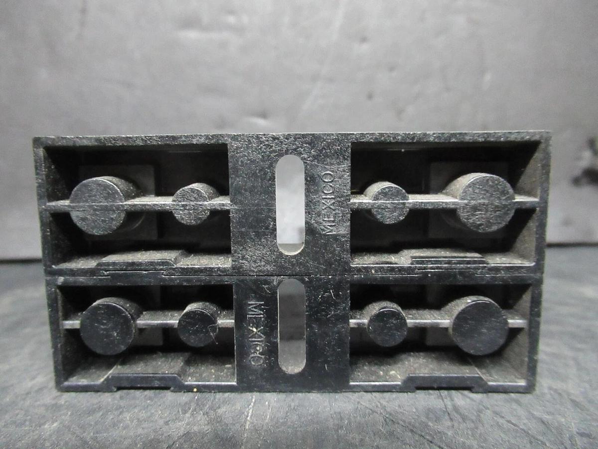 Used GOULD SHAWMUT TWO POLE FUSE BLOCK 3032-S 600 VOLT 30 AMP CLASS CC FUSES