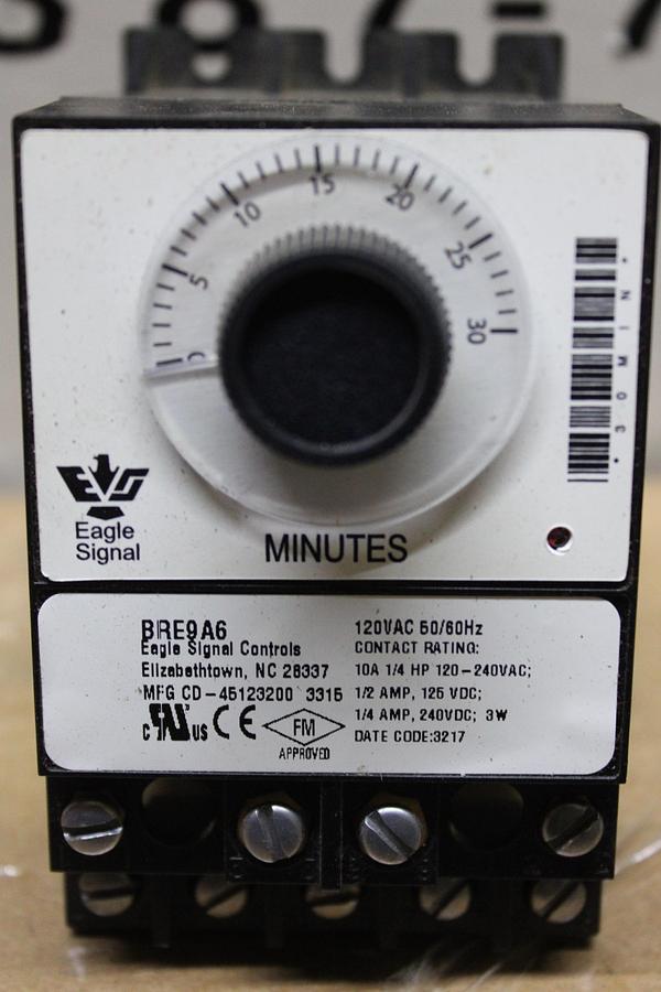 Used TAYLOR PHASE-GUARD PHASE FAILURE RELAY PND-480 480 VOLT 3-PHASE 30 AMP 1.25 SEC DELAY