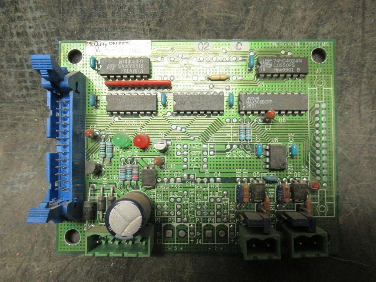 Used MCQUAY CIRCUIT BOARD 667948B-02 **WARRANTY INCLUDED**