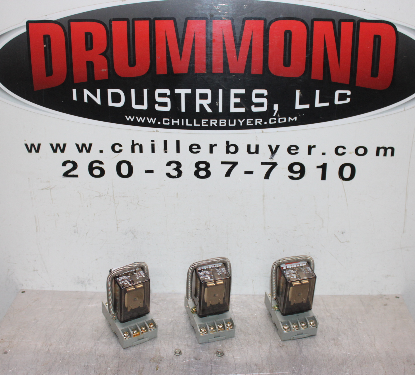 Used LOT OF 2 OMRON RELAYS G2R-1-SN 24 VDC 10 AMP W/ BASE